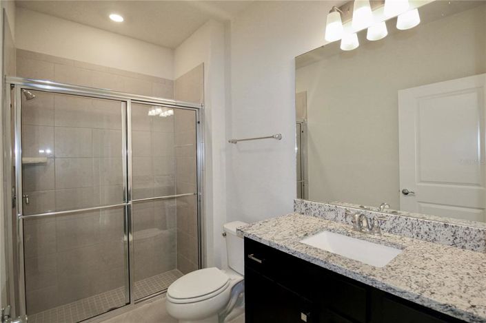 Image No.16-5 Bed Townhouse for sale