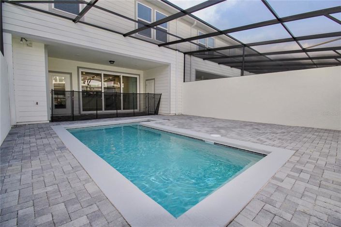 Image No.3-5 Bed Townhouse for sale