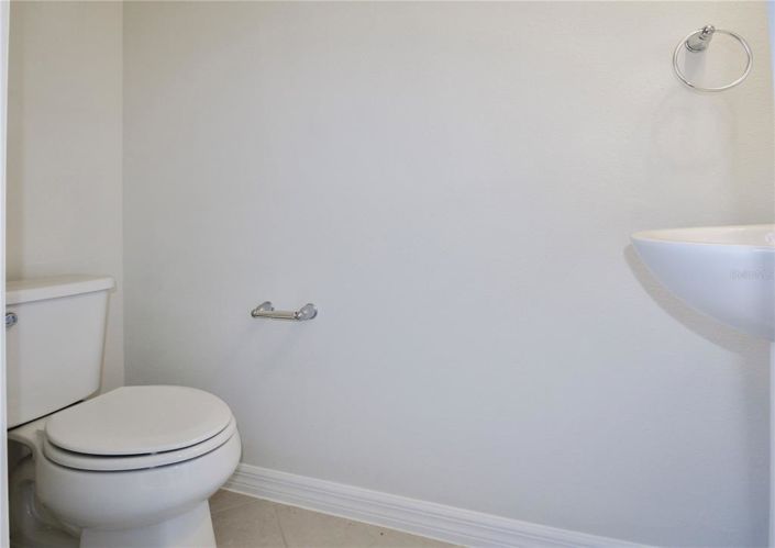 Image No.42-5 Bed Townhouse for sale