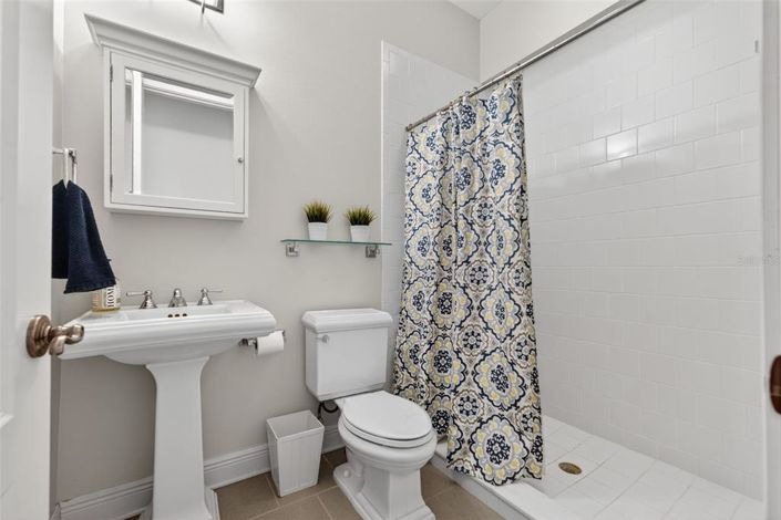 Image No.22-4 Bed Property for sale