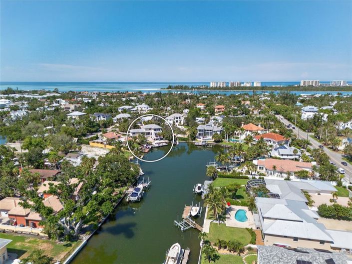 Image No.35-4 Bed Property for sale