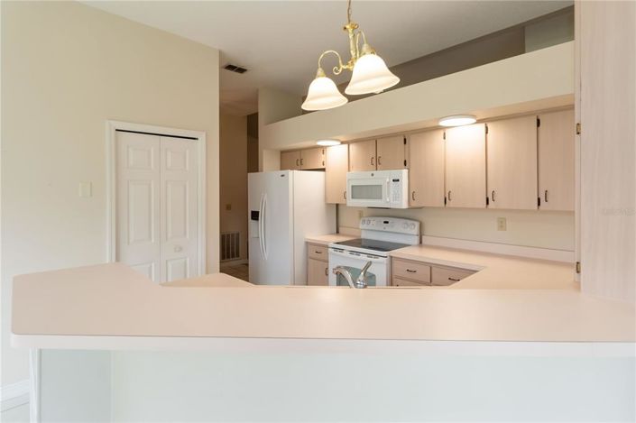 Image No.11-3 Bed Property for sale