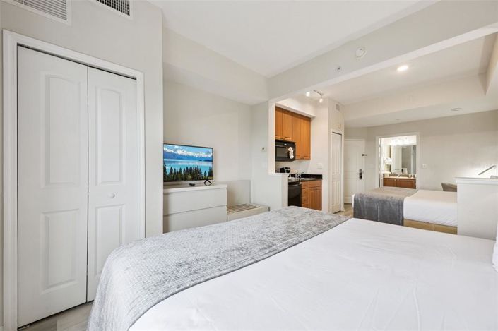 Image No.36-2 Bed Property for sale