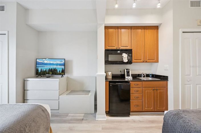 Image No.39-2 Bed Property for sale