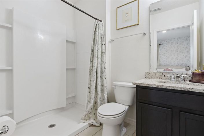 Image No.13-6 Bed Property for sale