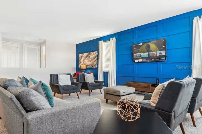 Image No.3-5 Bed Property for sale