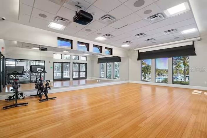 Image No.36-5 Bed Property for sale