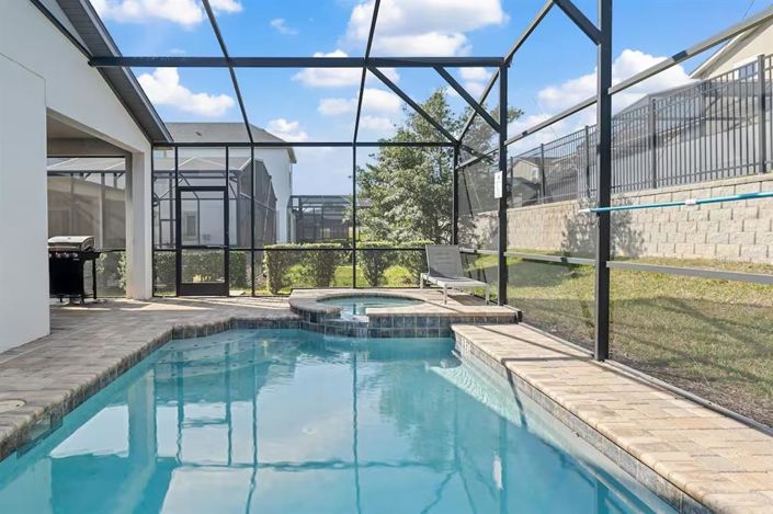 Image No.47-5 Bed Property for sale