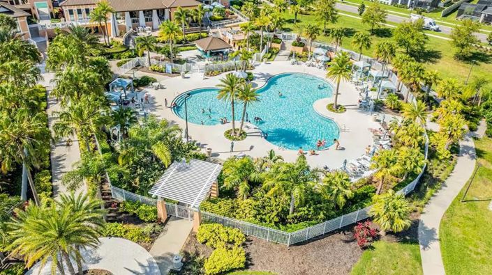 Image No.60-5 Bed Property for sale