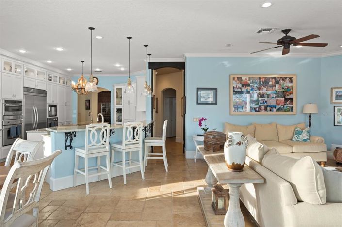 Image No.17-5 Bed Property for sale