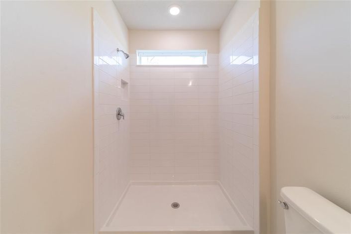 Image No.17-4 Bed Property for sale