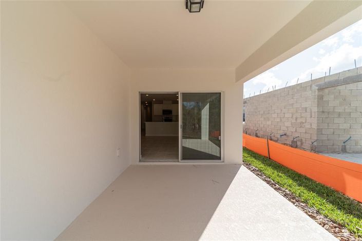 Image No.28-4 Bed Property for sale