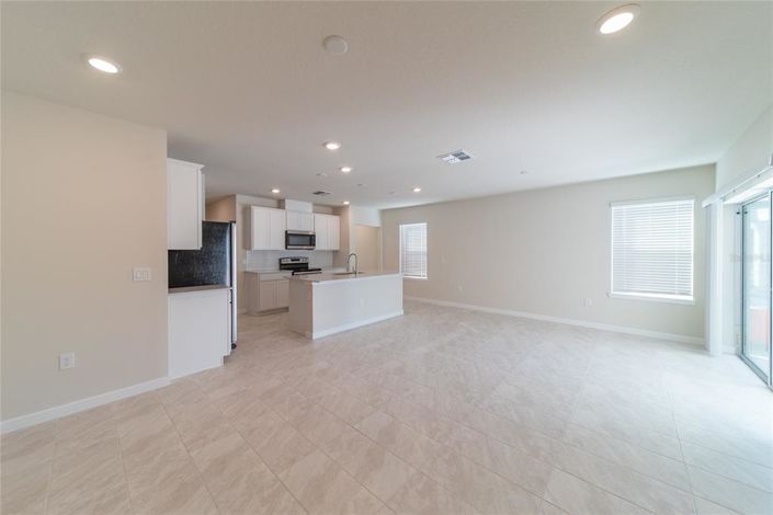 Image No.9-4 Bed Property for sale