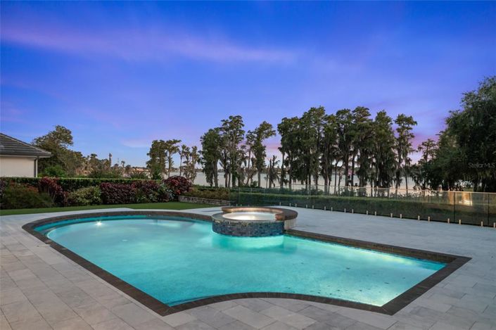 Image No.3-3 Bed Property for sale