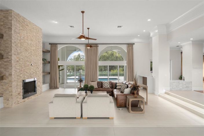 Image No.6-3 Bed Property for sale