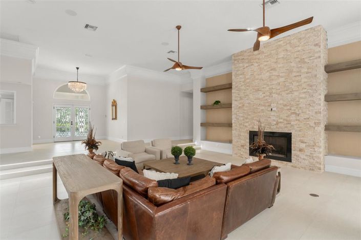 Image No.9-3 Bed Property for sale