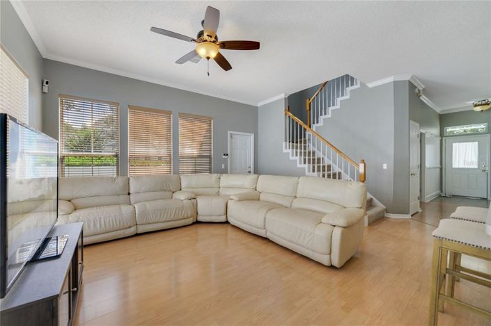 Image No.13-3 Bed Property for sale