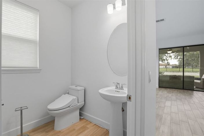 Image No.10-4 Bed Property for sale