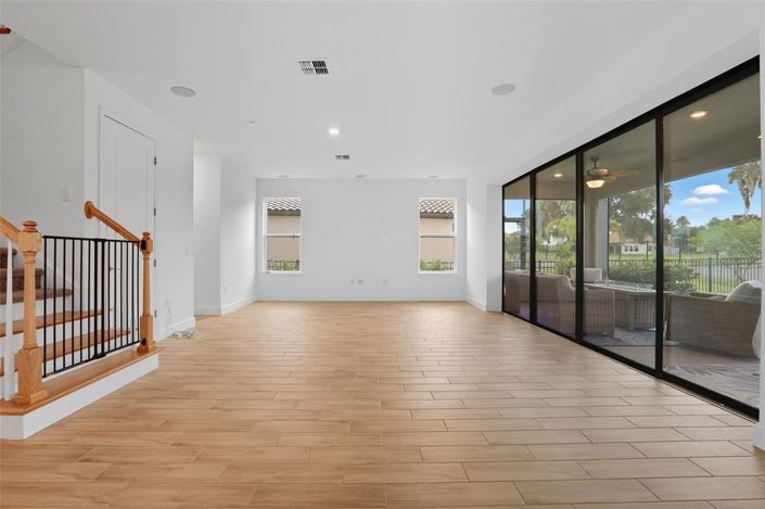 Image No.13-4 Bed Property for sale