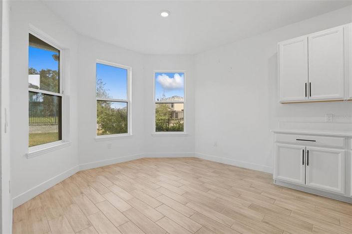 Image No.17-4 Bed Property for sale