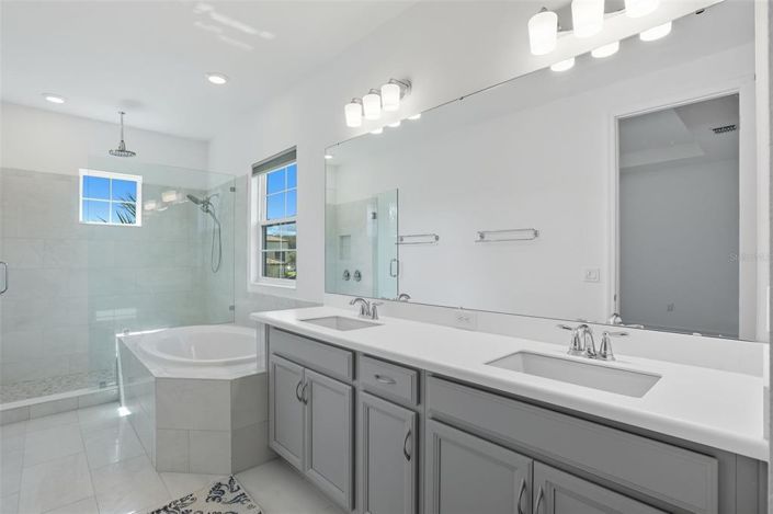 Image No.23-4 Bed Property for sale