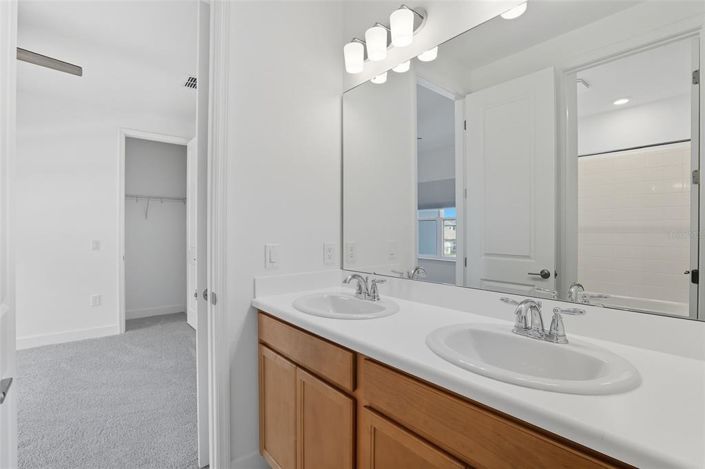 Image No.29-4 Bed Property for sale