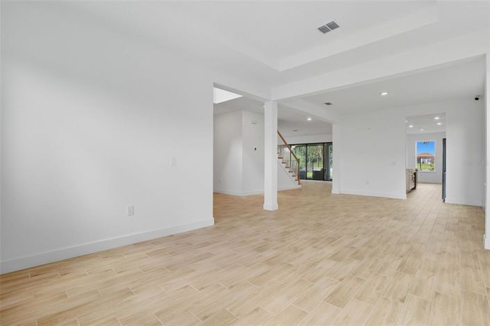 Image No.6-4 Bed Property for sale