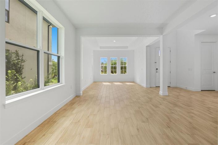 Image No.7-4 Bed Property for sale