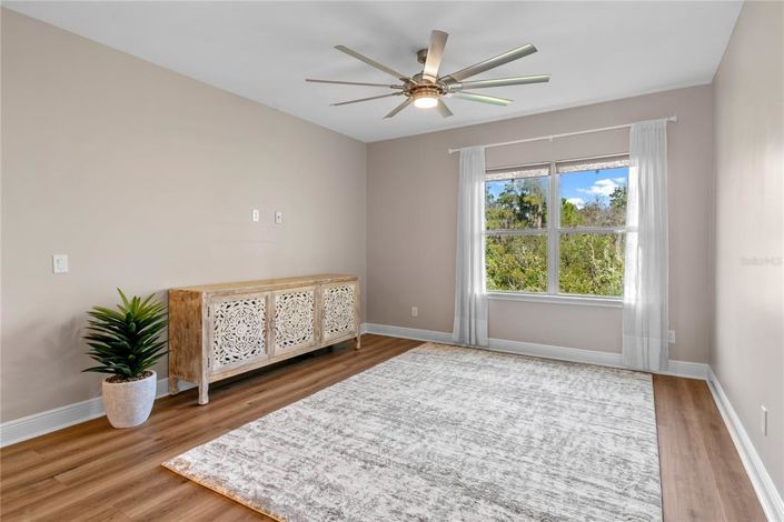 Image No.35-4 Bed Property for sale