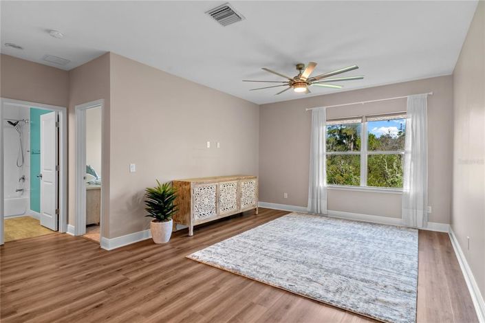 Image No.37-4 Bed Property for sale