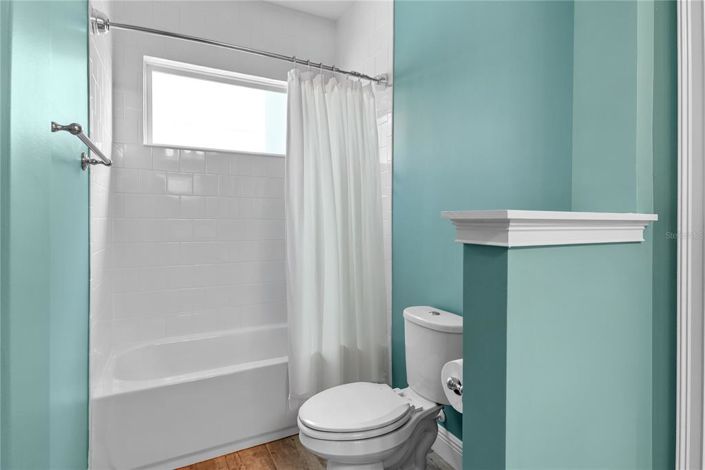 Image No.44-4 Bed Property for sale