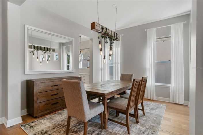 Image No.9-4 Bed Property for sale