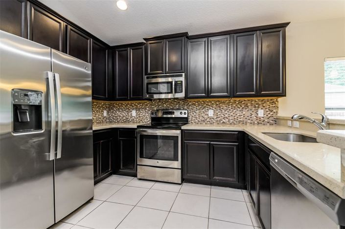 Image No.6-4 Bed Property for sale