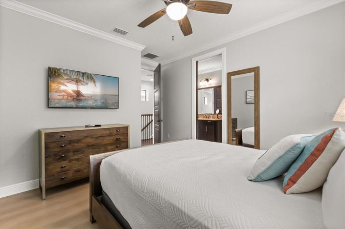 Image No.19-5 Bed Property for sale