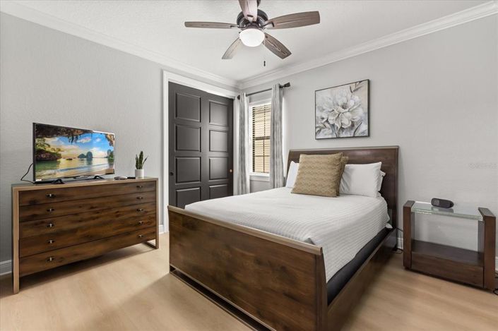 Image No.21-5 Bed Property for sale