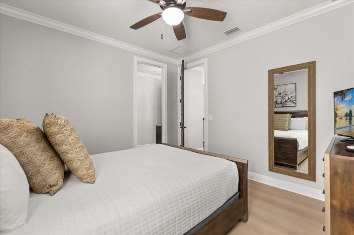 Image No.22-5 Bed Property for sale