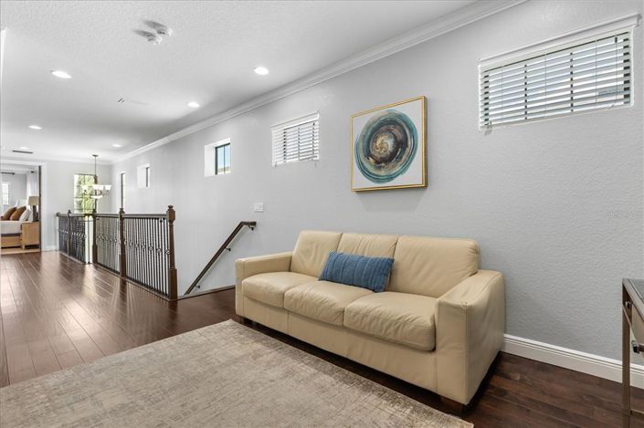 Image No.28-5 Bed Property for sale