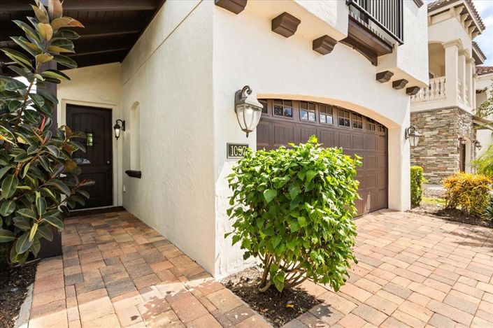 Image No.3-5 Bed Property for sale