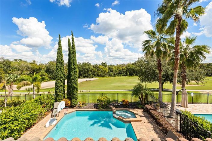 Image No.42-5 Bed Property for sale