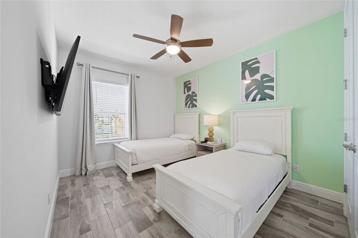 Image No.29-4 Bed Townhouse for sale