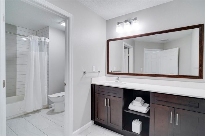 Image No.13-2 Bed Property for sale