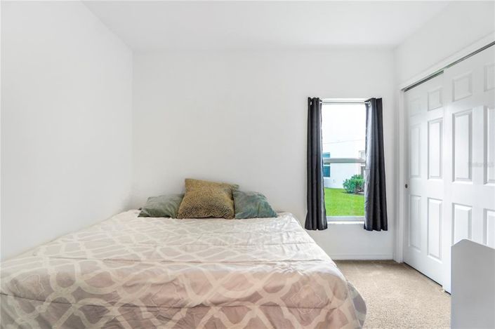 Image No.11-4 Bed Townhouse for sale