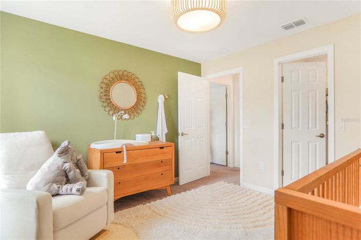 Image No.18-4 Bed Townhouse for sale