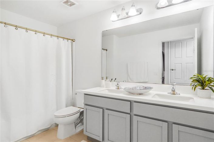 Image No.23-4 Bed Townhouse for sale