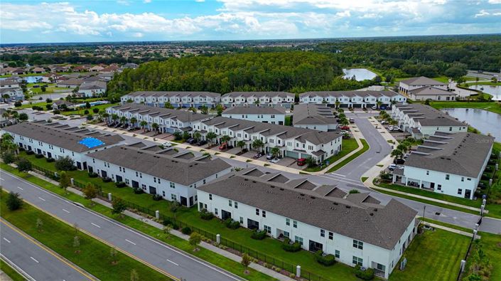 Image No.38-4 Bed Townhouse for sale