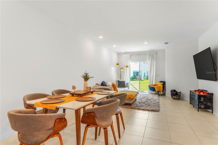 Image No.4-4 Bed Townhouse for sale