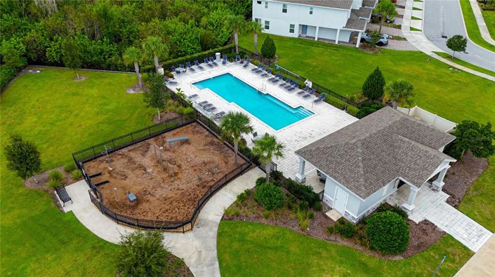 Image No.42-4 Bed Townhouse for sale