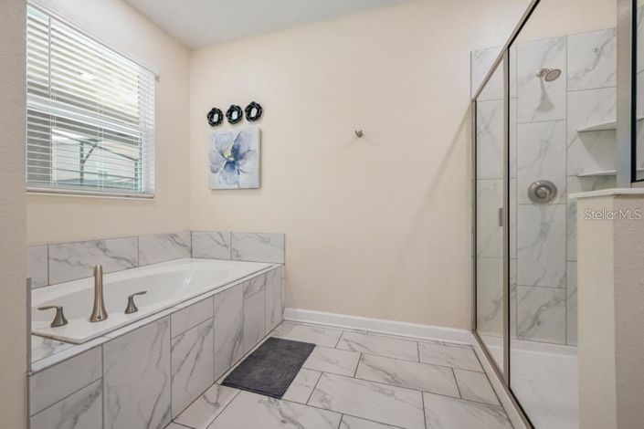 Image No.39-8 Bed Property for sale