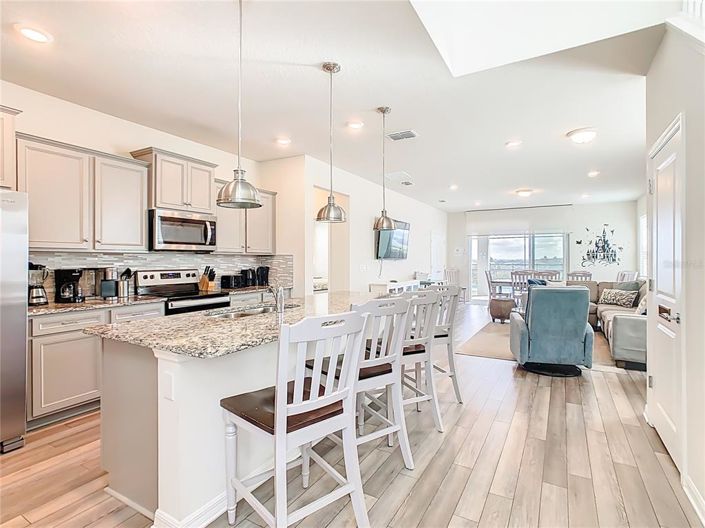 Image No.11-6 Bed Property for sale