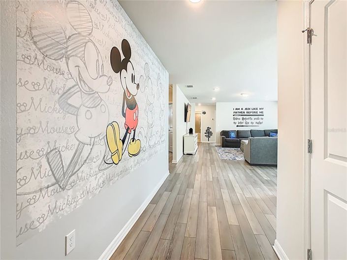 Image No.54-6 Bed Property for sale